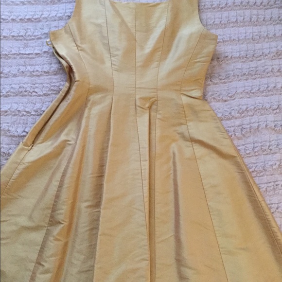 Talbots cocktail dress 100% Silk - Picture 3 of 5